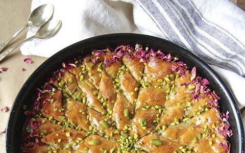 تصویر 3 از خرید باقلوا چهار مغز + قیمت فروش استثنایی